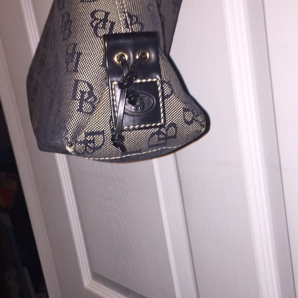 Dooney and Burke purse - Picture 5 of 8